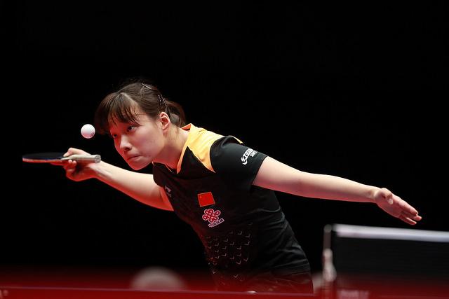 更是湖人重 更是湖人重